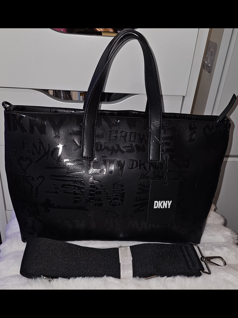 DKNY Tilly Small Zip Tote. Embossed Tote Bag With Detachable Strap - Picture 5 of 5